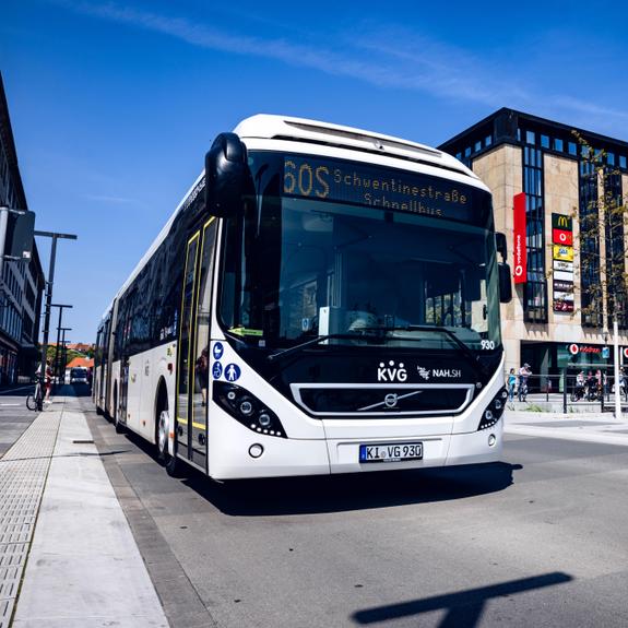 Volvo Bus am Holstenfleet